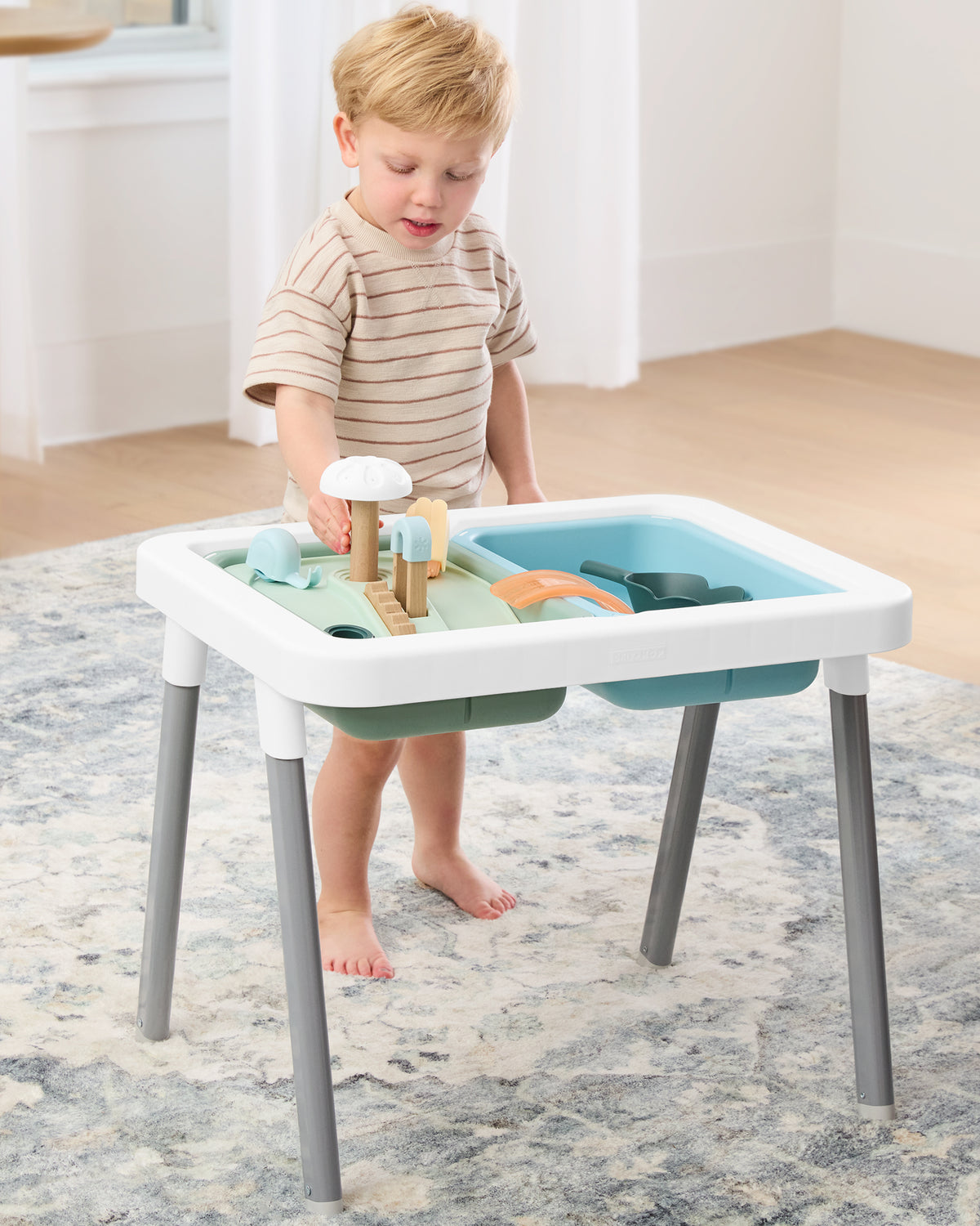 Montessori Discoverosity 3 in 1 Sensory Table