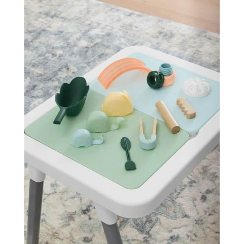 Montessori Discoverosity 3 in 1 Sensory Table