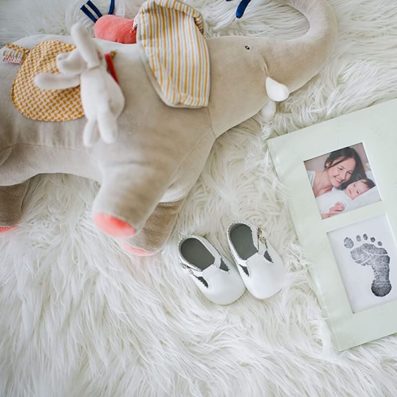 Pearhead Leaves Babybook - Sage