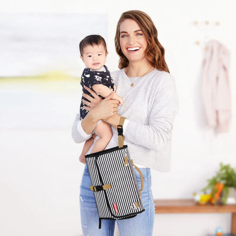 Skip Hop Pronto® Signature Changing Station