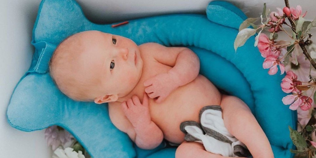 Splish, Splash & Smile: Bath Time Tips for Babies & Toddlers