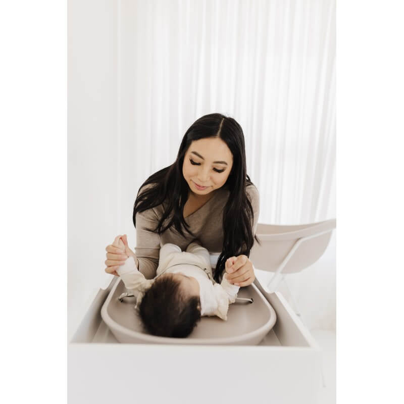 Bubble Cuddle Changing Mat - Taupe