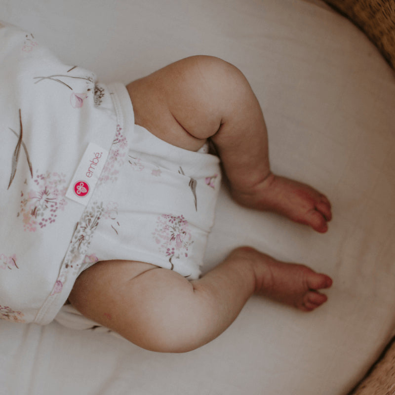 Embe Starter Swaddle - Clustered Flowers