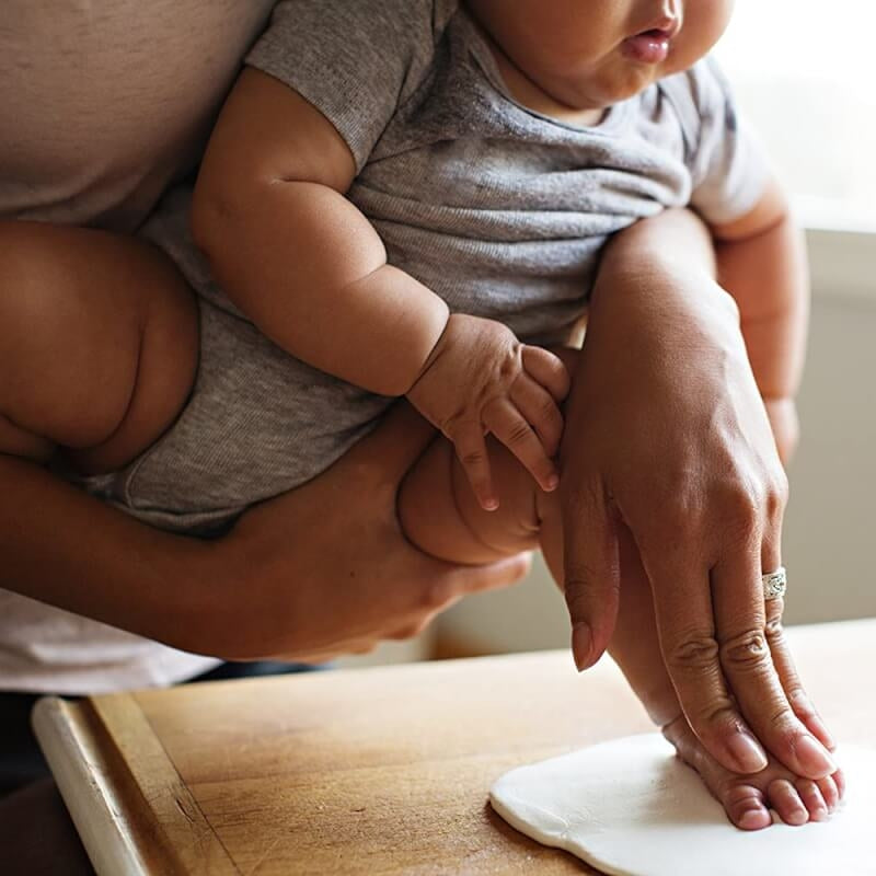 Pearhead Little Pear Babys Handprint Keepsake