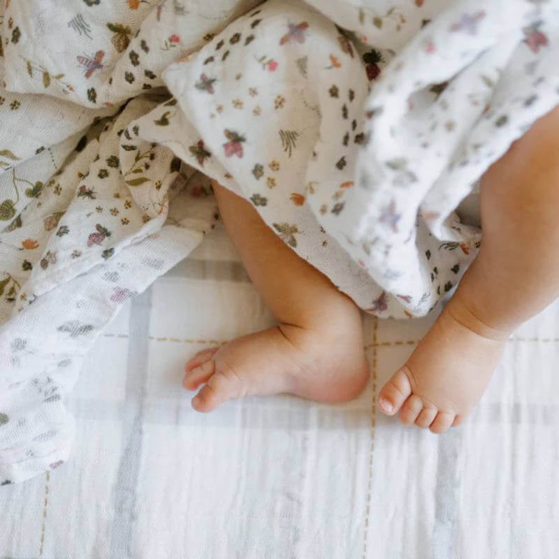 Little Unicorn Muslin Swaddle Set - Garden Bees