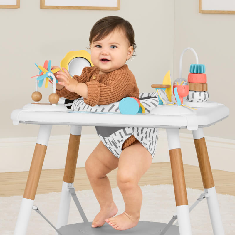 Skip Hop Montessori Discoverosity 3-Stage Activity Center